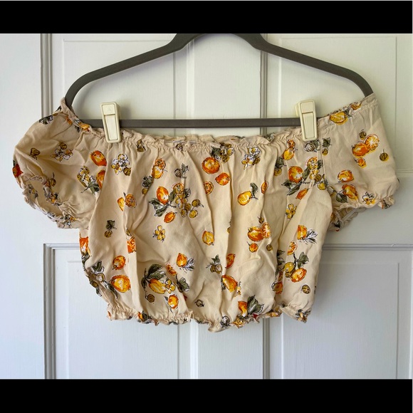 Sadie & Sage Tops - Sage the Label, lemon crop top.